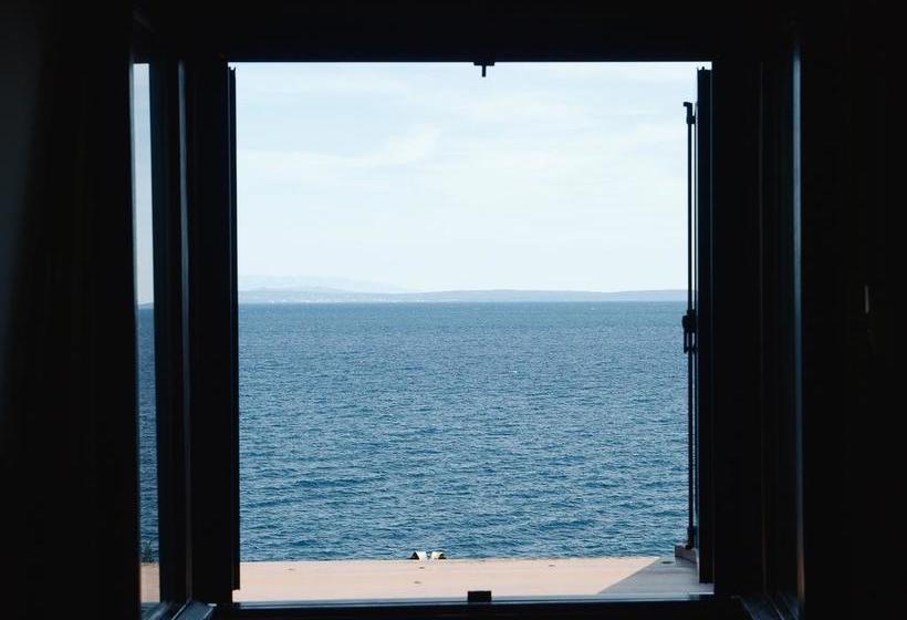 هتل Villa Ariston