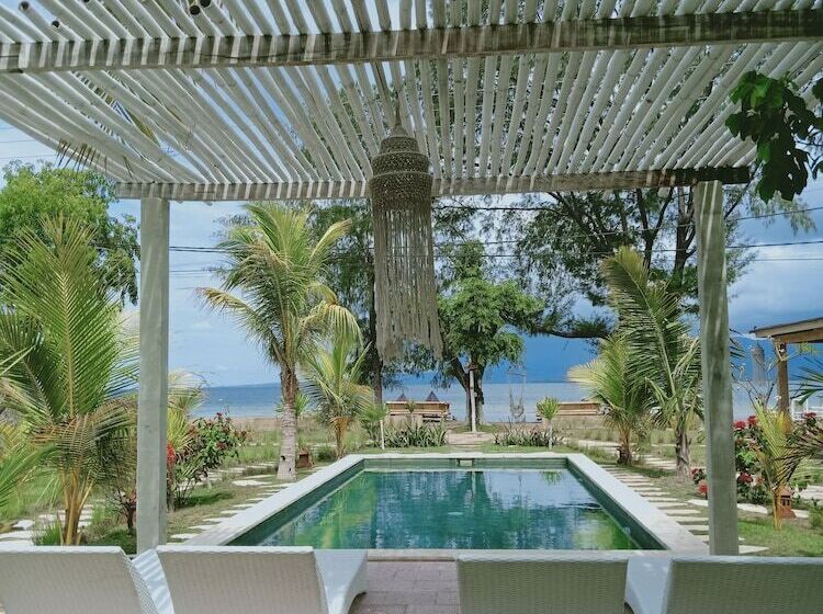 هتل Villa Coco Republic