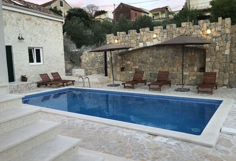 ホテル Villa Trau D`oro