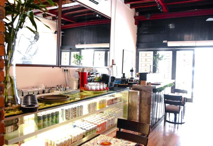 酒店 Zen Rooms Lebuh Campbell