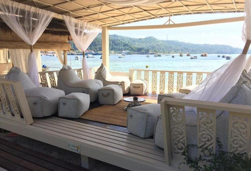 Mama Beach Residence Adults Only