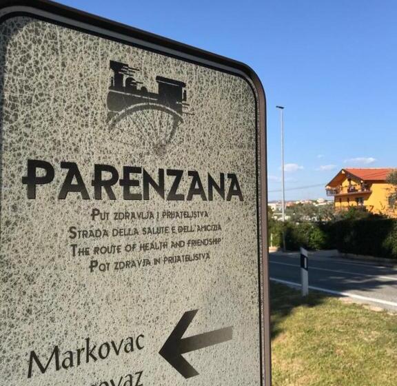 פנסיון Sobes Tea