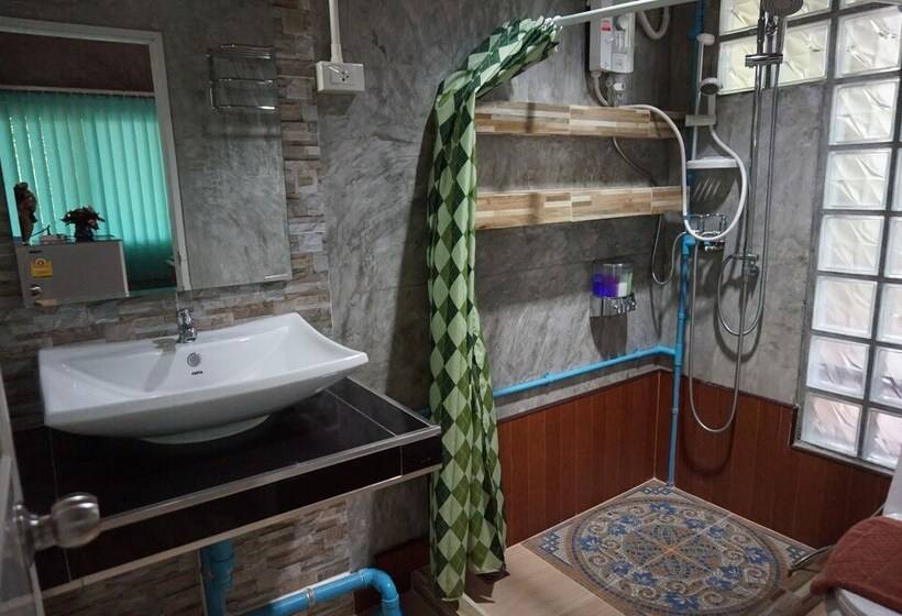 Пансион Loei Huen Hao Hug Home & Resort