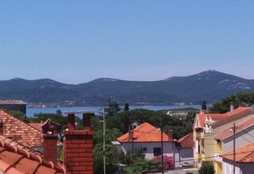 膳宿费 Pansion Maria