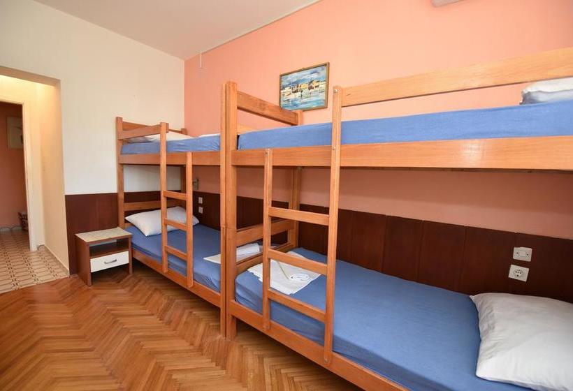 ペンション Royal Rooms Novalja