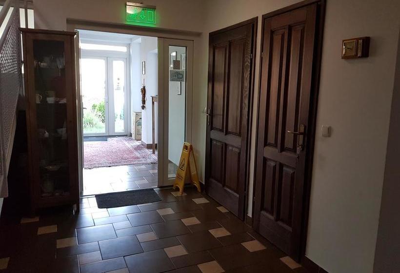 بنسيون Pansion Vila Vanda Vukovar