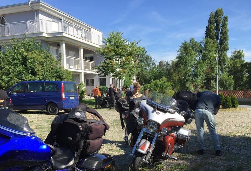 بنسيون Pansion Vila Vanda Vukovar