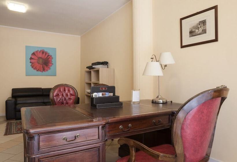 膳宿费 Quarantadue Quindici