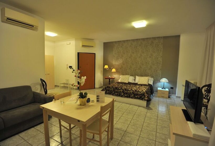 膳宿费 Quarantadue Quindici