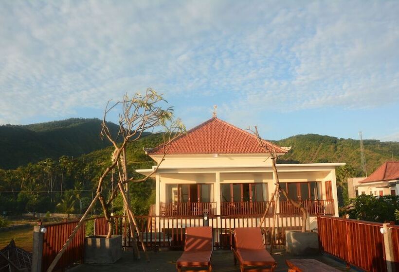 منتجع Amed Sunset Beach