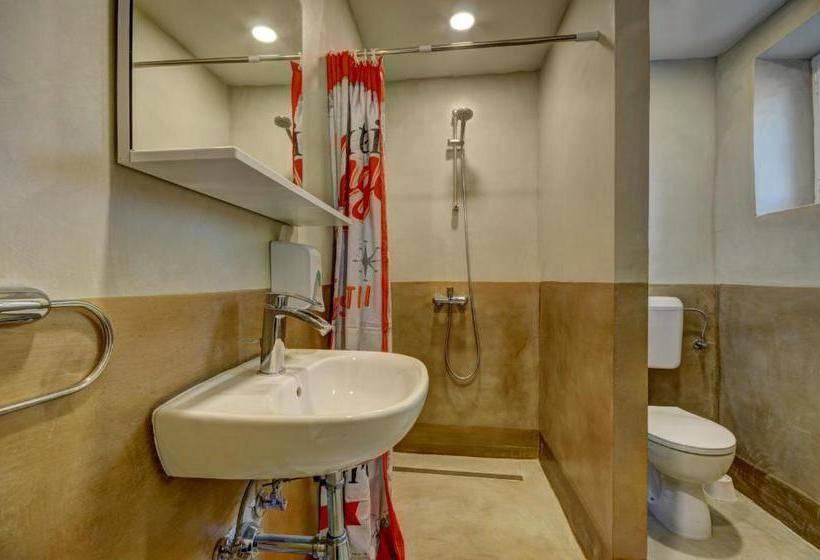 ユースホステル Rock Rooms Pula