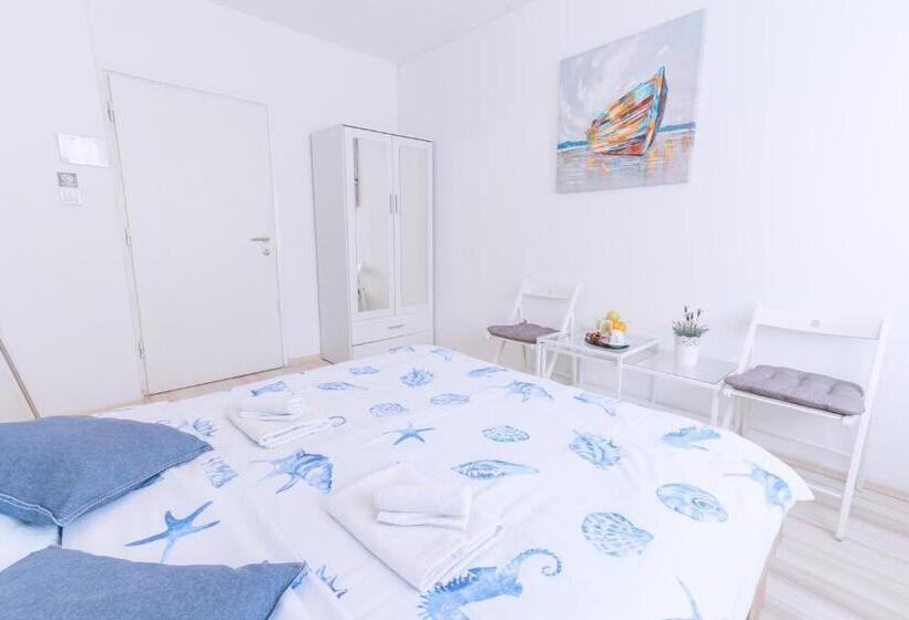The Dots Hostel