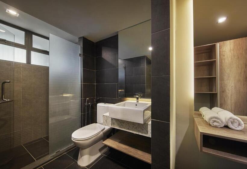 Tropics Eight Suites