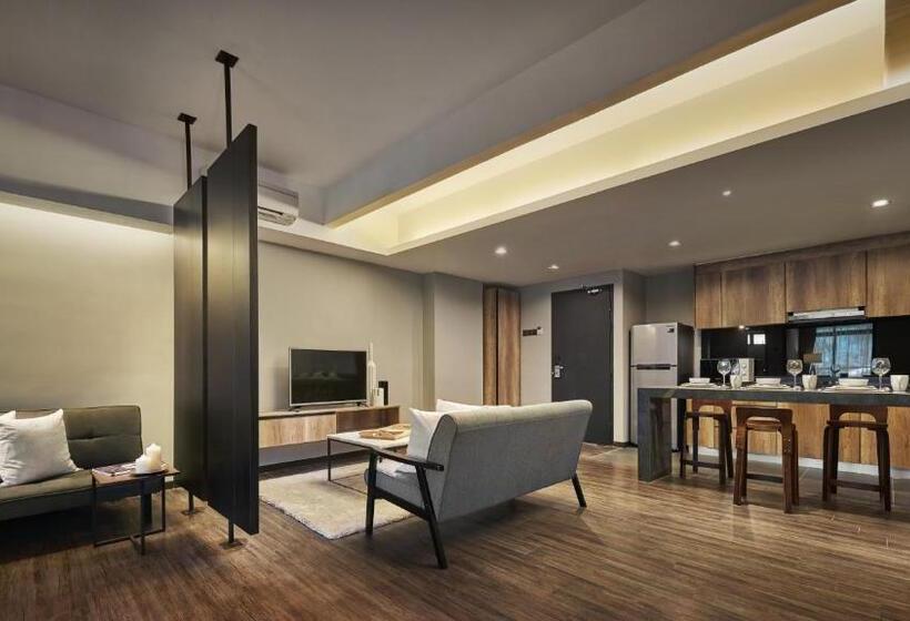 Tropics Eight Suites