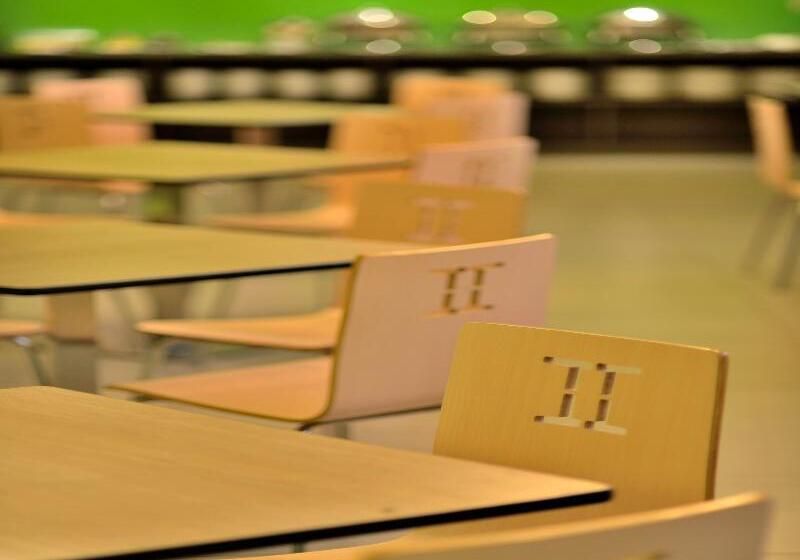 Zodiak Mt Haryono By Kagum Hotels