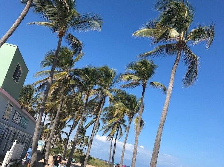 4145 By The Sea Inn & Suites