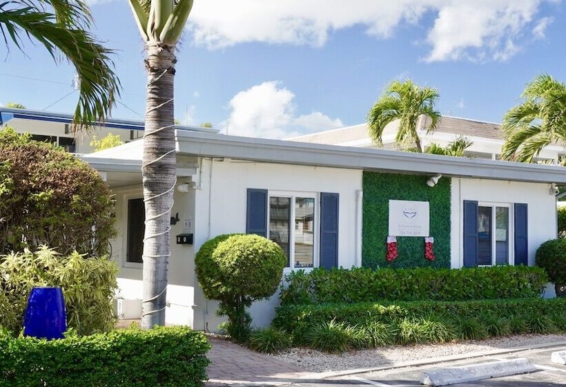 4145 By The Sea Inn & Suites