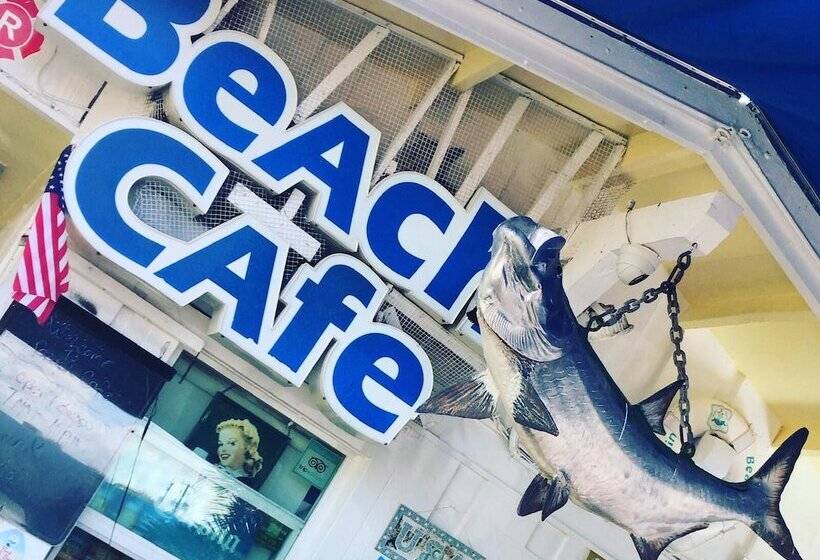 4145 By The Sea Inn & Suites