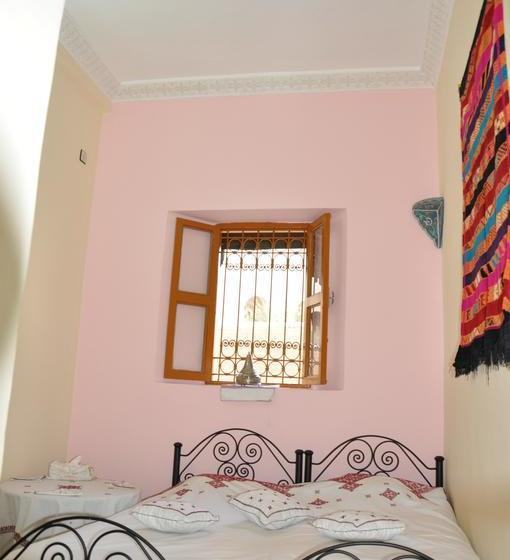 تختخواب و صبحانه Dar Pension Talaa