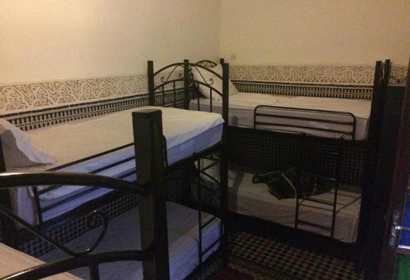 تختخواب و صبحانه Dar Pension Talaa