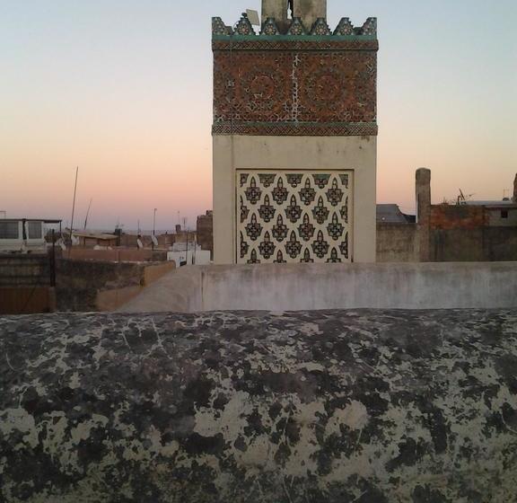 تختخواب و صبحانه Dar Pension Talaa