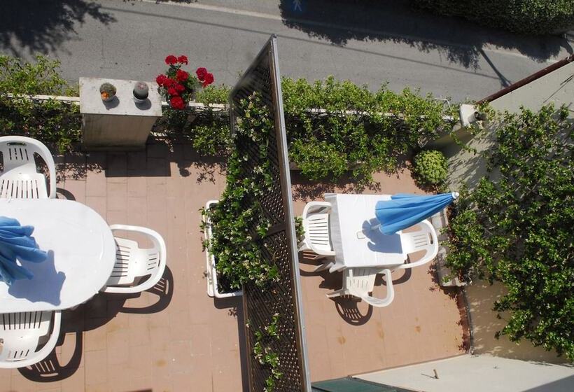 مبيت وإفطار La Pergola