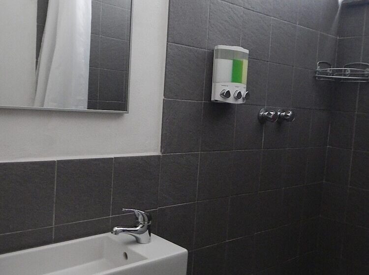 مبيت وإفطار La Pergola