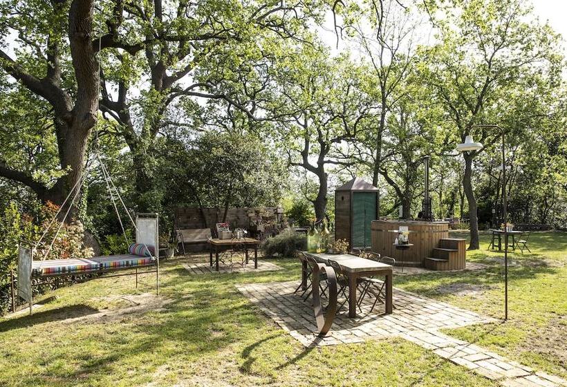 Castello Di Granarola Relais   Adults Friendly