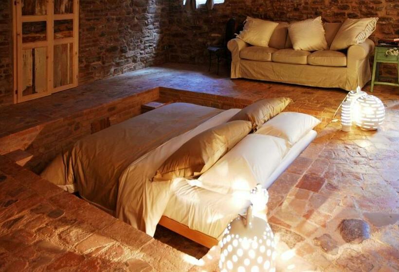 Castello Di Granarola Relais   Adults Friendly