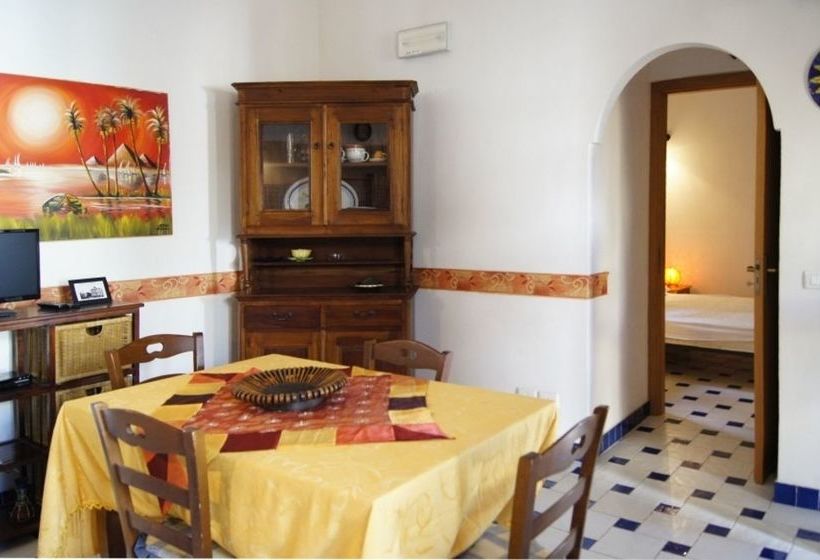 I Dammusi Di Punta Karace