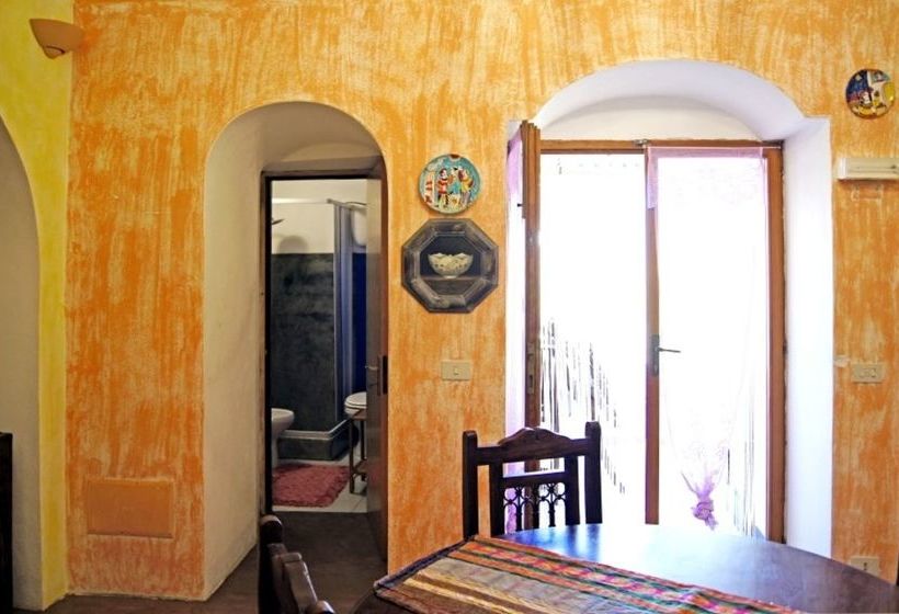 I Dammusi Di Punta Karace