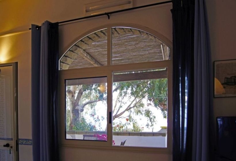 I Dammusi Di Punta Karace