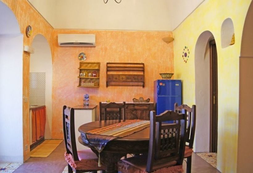 I Dammusi Di Punta Karace