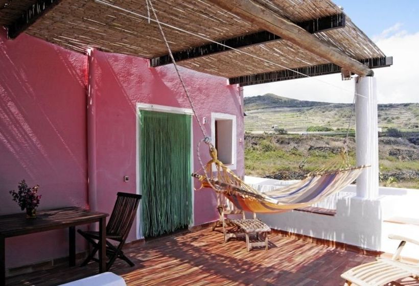 I Dammusi Di Punta Karace