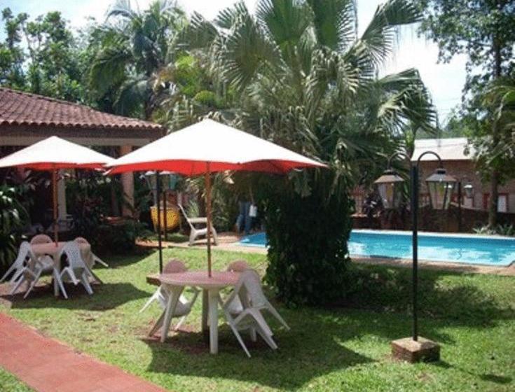 El Guembe Hostel House