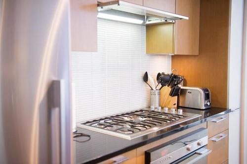 Executive Suites By Roseman - Luna