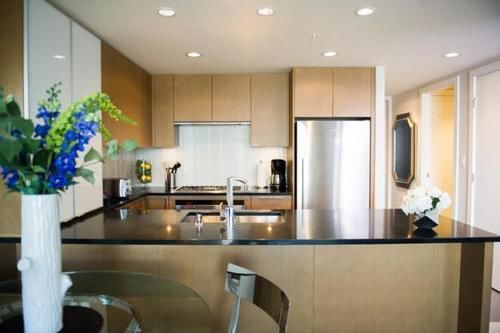 Executive Suites By Roseman - Luna