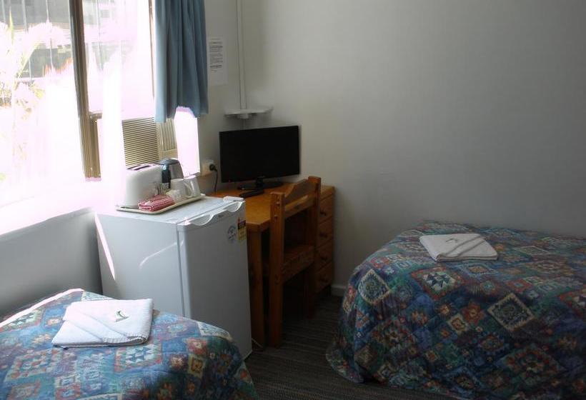 هتل Acacia Inner City Inn