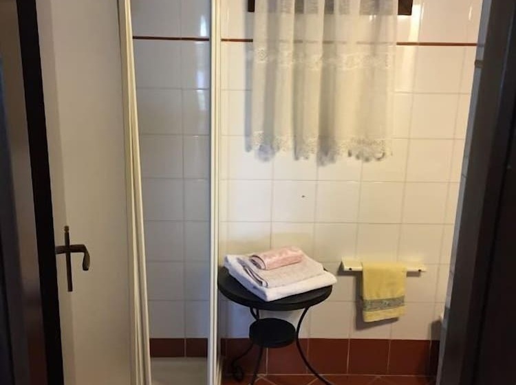 בית מלון כפרי Agriturismo Monte Due Torri