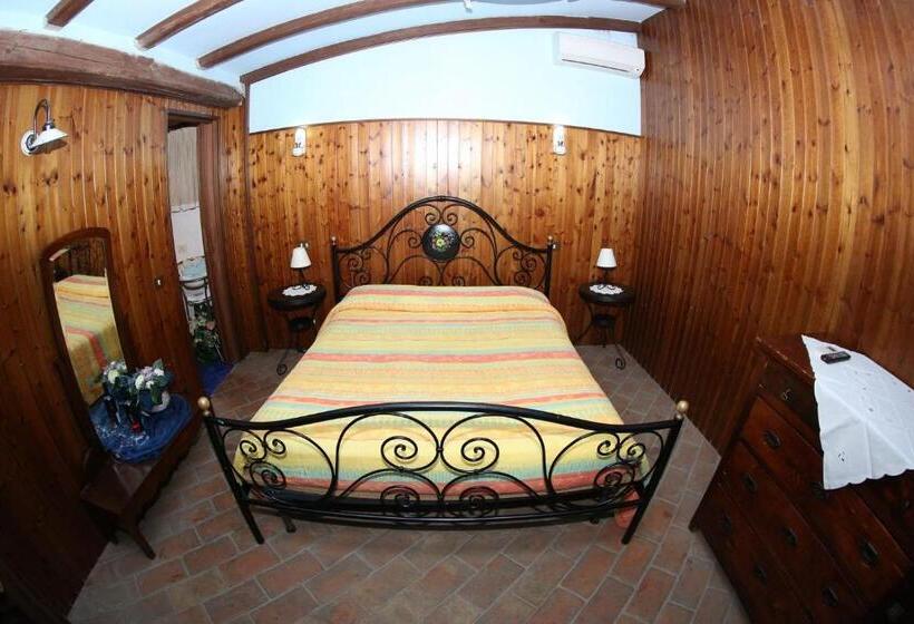 호텔 Agriturismo Monte Due Torri