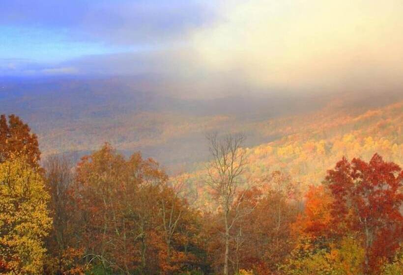 فندق Amicalola Falls State Park And Lodge