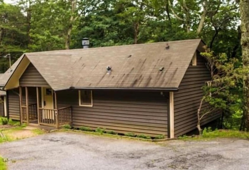 فندق Amicalola Falls State Park And Lodge