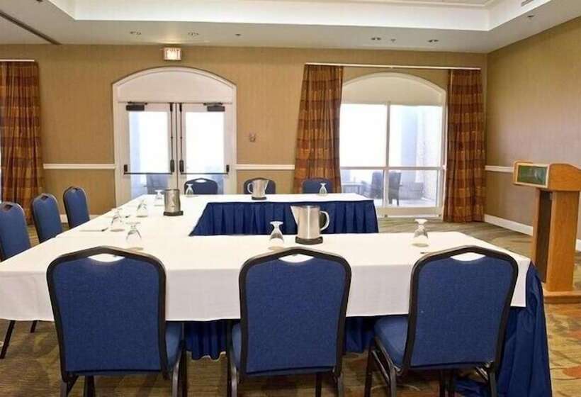 فندق Amicalola Falls State Park And Lodge