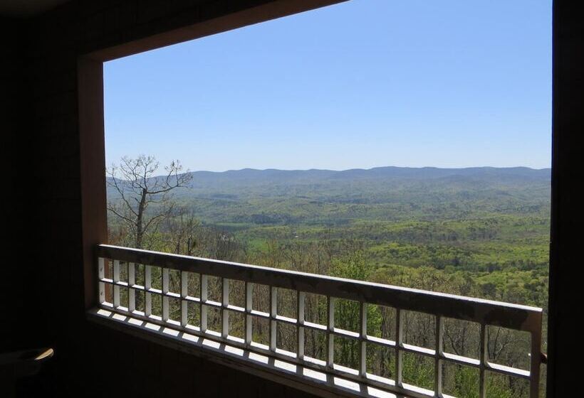 فندق Amicalola Falls State Park And Lodge