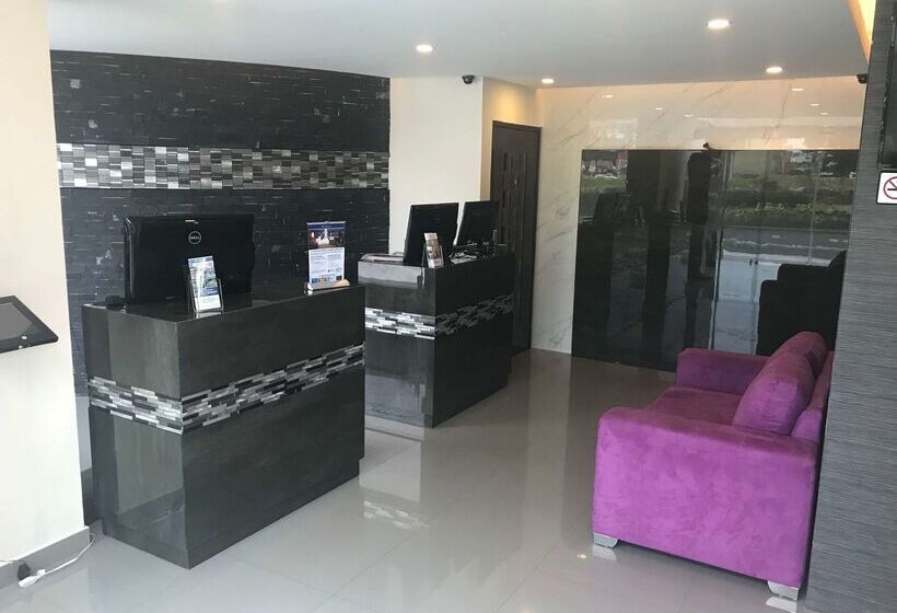 호텔 Best Western Plus Metepec & Suites