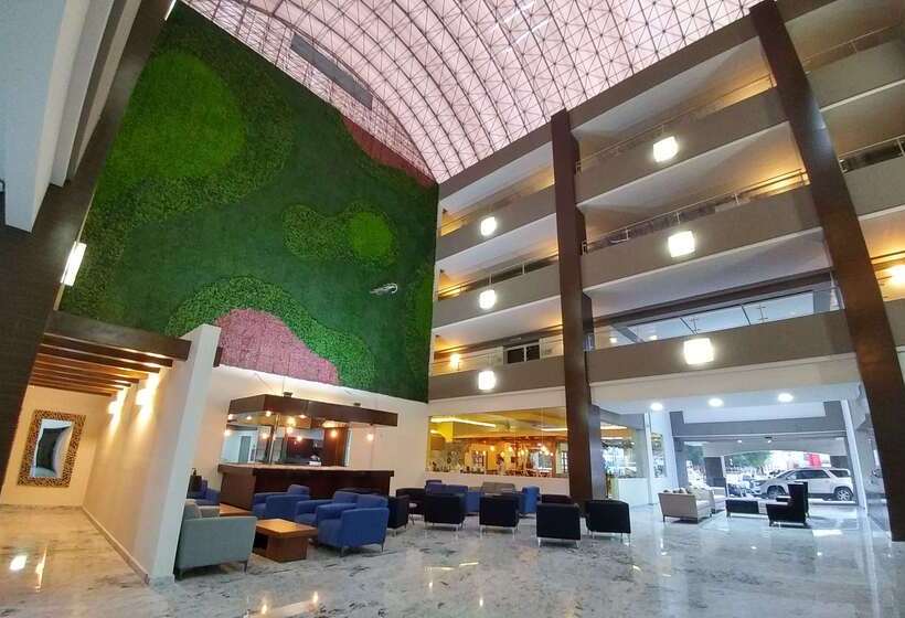 فندق Best Western Plus Santa Cecilia Pachuca