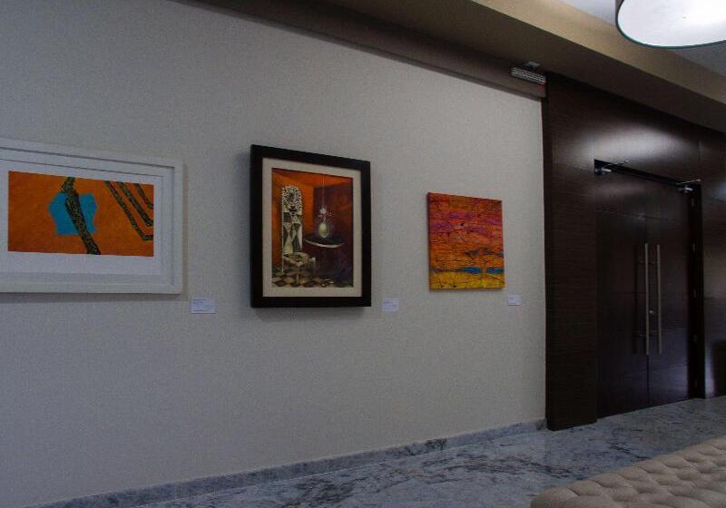 فندق Best Western Plus Santa Cecilia Pachuca