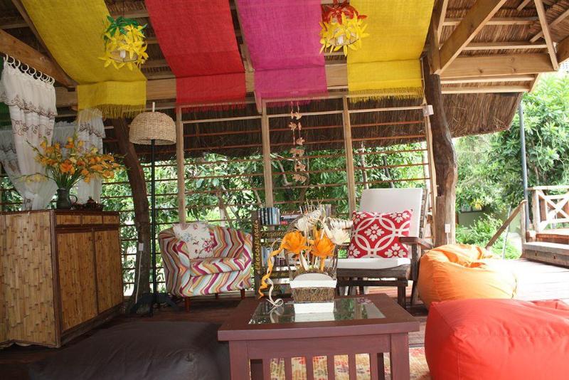 酒店 Bohol Bee Farm