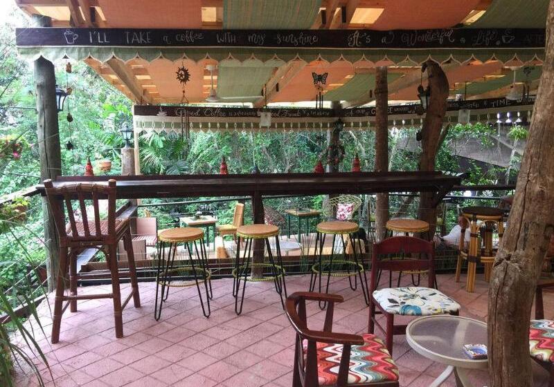 酒店 Bohol Bee Farm