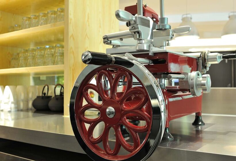 호텔 Campanile Shanghai Railway Station And People S Square